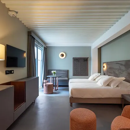 Vis Urban Suites&spa מלון דירות בארי