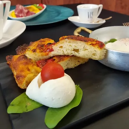 Vis Urban Suites&spa מלון דירות 4*