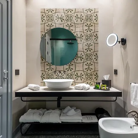 Vis Urban Suites&spa Apartmanhotel