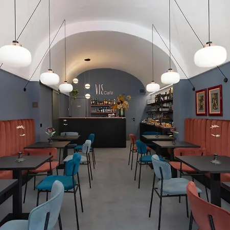 Aparthotel Vis Urban & - Boutique