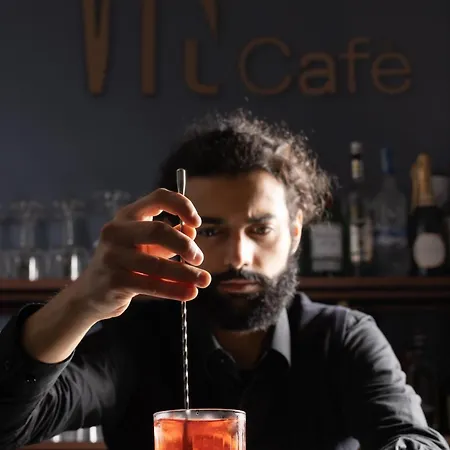 Vis Urban Suites&spa Ξενοδοχείο με διαμερίσματα 4*